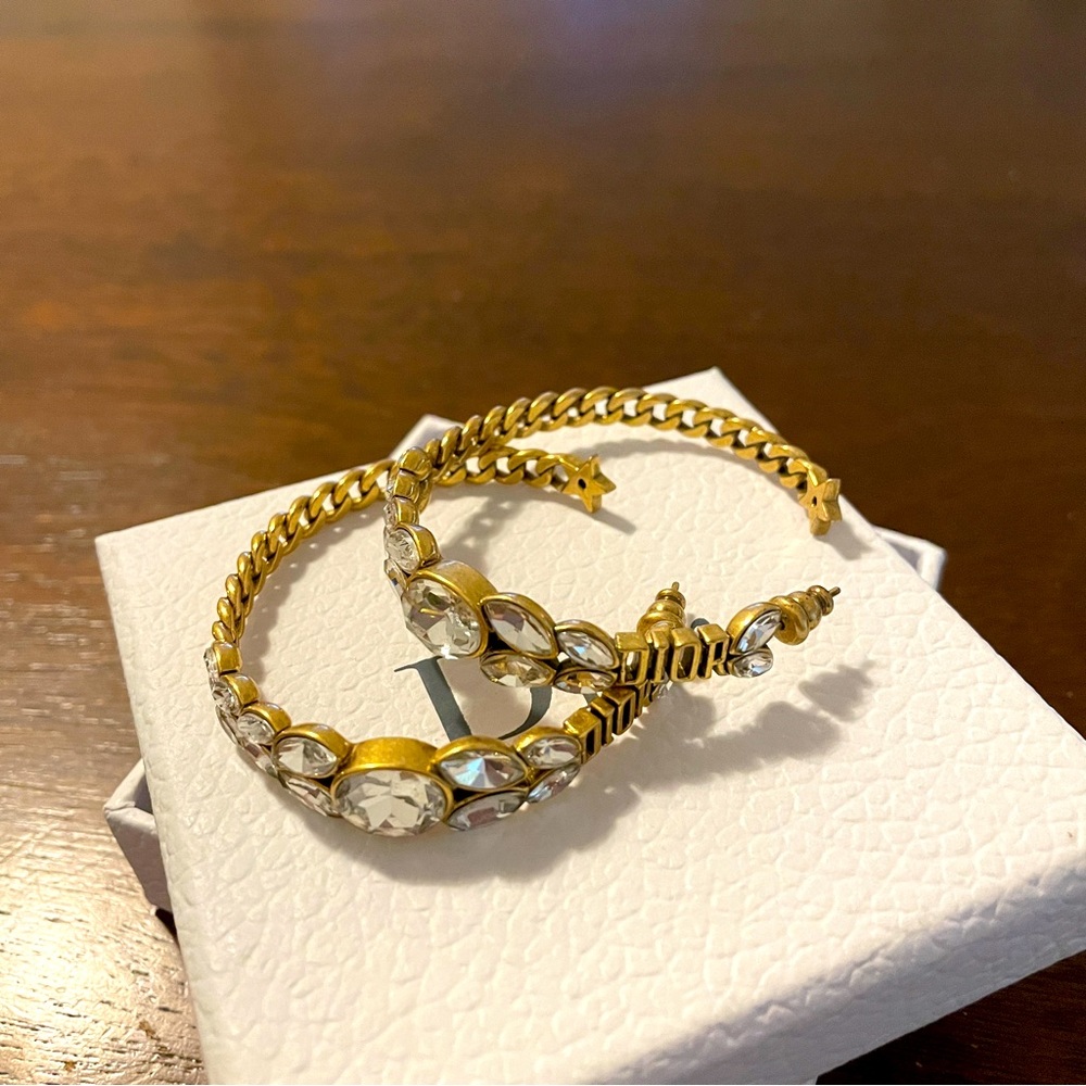 Dior earring